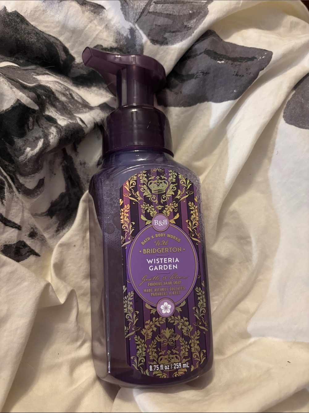 Bath & Body Works Purple Bridgerton Wisteria Garden Foaming Hand Soap